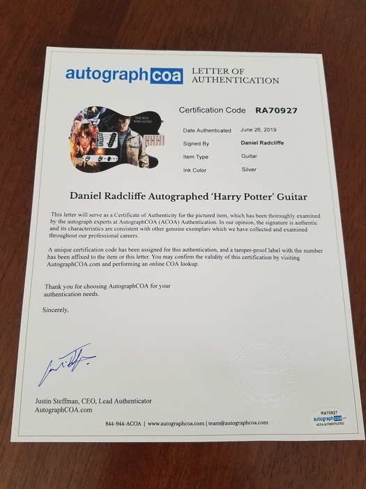 AutographCOA (ACOA) Authentication's Letter of Authenticity (LOA) is included. AutographCOA (ACOA) Authentication's Letter of Authenticity (LOA) is included.