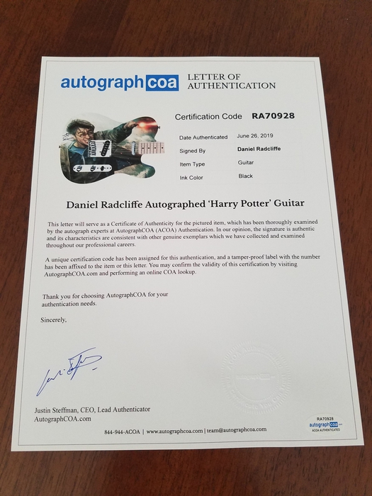 AutographCOA (ACOA) Authentication's Letter of Authenticity (LOA) is included. AutographCOA (ACOA) Authentication's Letter of Authenticity (LOA) is included.